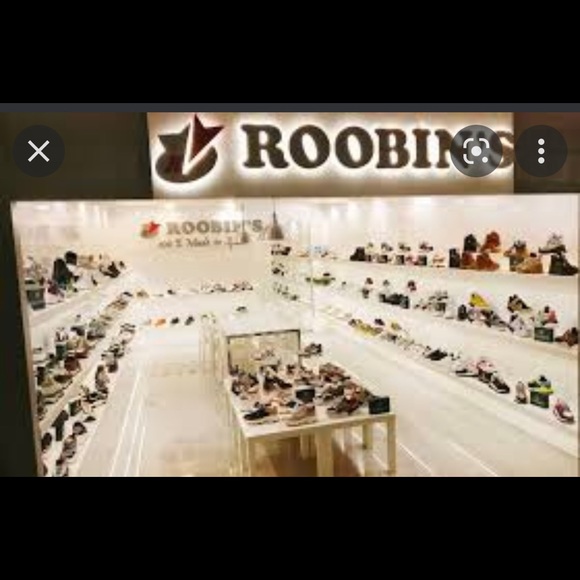 Roobins of Spain Leather Heeled Mary Janes - Picture 2 of 6